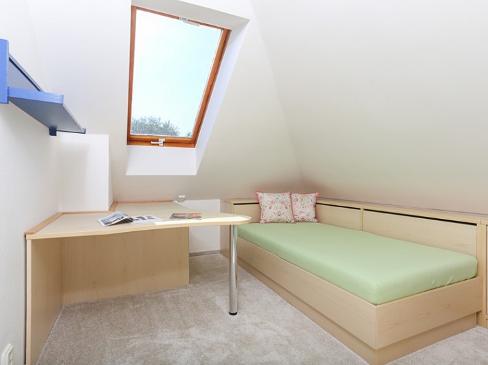 Семейный дом, 260 м2, площадь земельного участка 1144 м2, Прага 8 - Бржезиневес фото 22